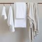 Preview: Bastion Collections Gästehandtuch 30x55 White Edge Naturel, Mood, freundlich Preview: Bastion Collections Gästehandtuch 30x55 White Edge Naturel, Mood, freundlich