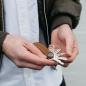 Preview: Orbitkey Key Organizer Crazy-Horse aus braunem Leder mit aufgefächerten Schlüsseln