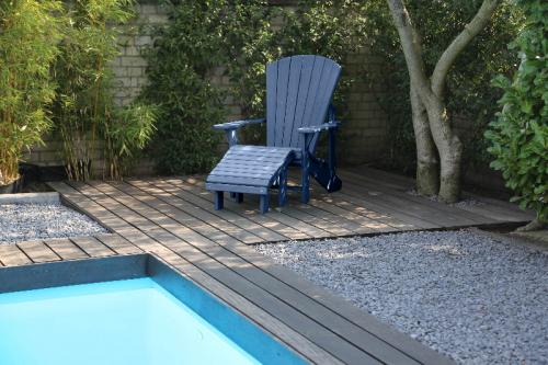 Adirondack Chair Canada Classic Navy Blue
