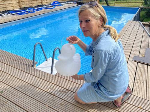 Preview: DUCK DUCK White