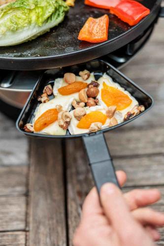 Preview: Zubehör hoefats CIRCLE 35 Tischgrill mit Pfännchen-Set für mehr Grillvielfalt