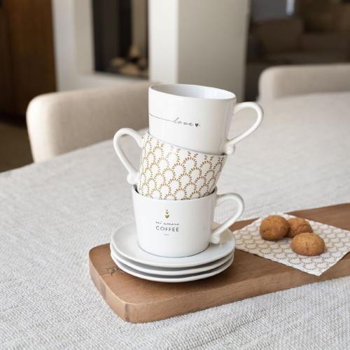 Bastion Collections Tasse weiß Little Bows Caramel