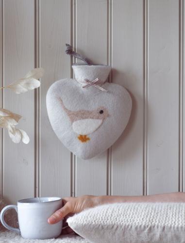 Preview: Dorothee Lehnen Herzwärmflasche Wintervogelmotiv, pelican