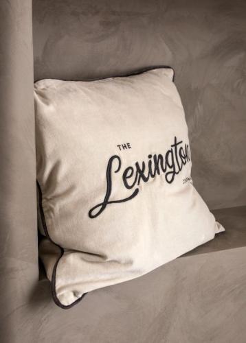 Lexington Kissenbezug Lex Organic Cotton Velvet light beige Dark Gray