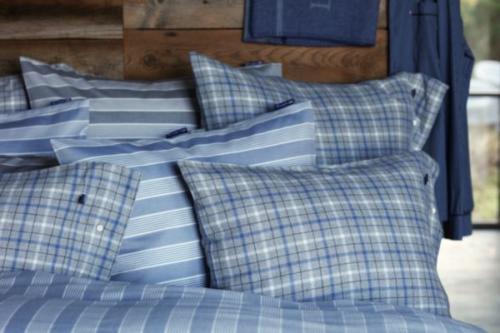 Lexington Kopfkissenbezug Blue/Off White Striped Lyocell/Cotton, Mood, Schlafzimmer