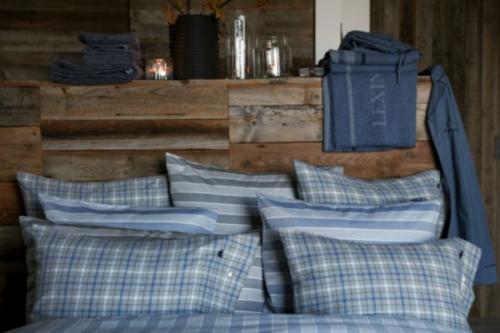 Lexington Kopfkissenbezug Blue/Off White Striped Lyocell/Cotton, Mood, schick