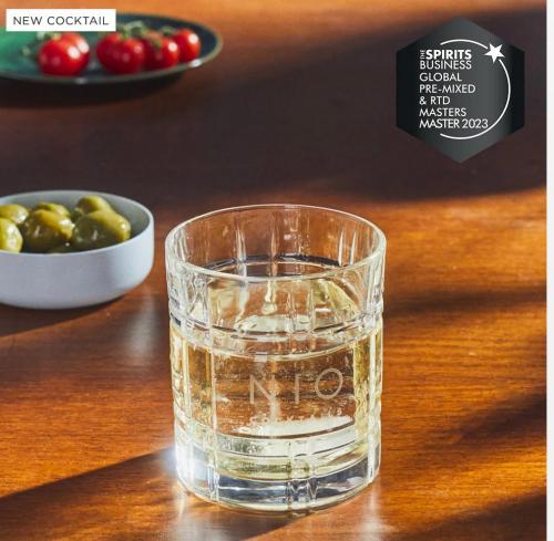 NIO Cocktails Dry Martini