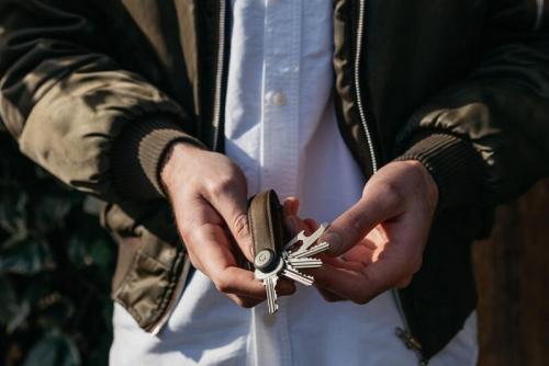 Orbitkey Schlüsselorganisator Crazy Horse Leather Oak brown