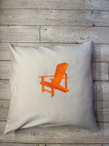 Tre-Pini Kissenhülle Adirondack Stuhl Hellgrau 50x50 Stick Orange, Trend, Mood, schoen