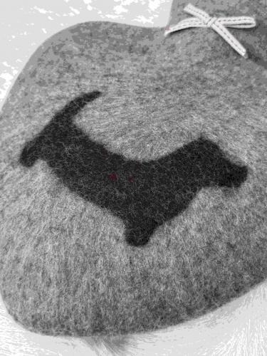 Dorothee Lehnen Herzwärmflasche Dackelmotiv, cashmere