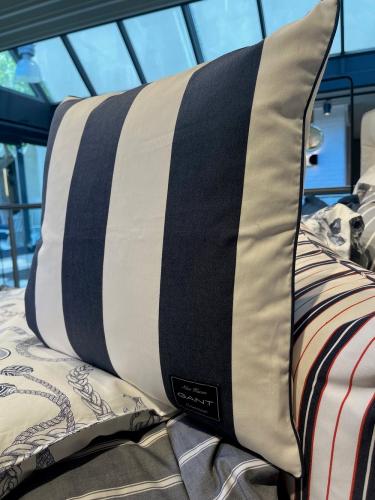 Gant Home Kissenhülle mit Yachtstreifen Marine