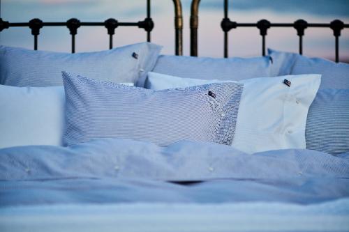 Preview: Lexington Bettbezug Icons Pin Point Blue White Duvet