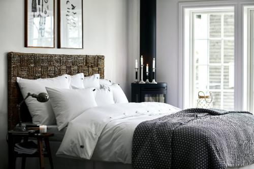 Preview: Lexington Bettbezug Icons Pin Point Beige White Duvet