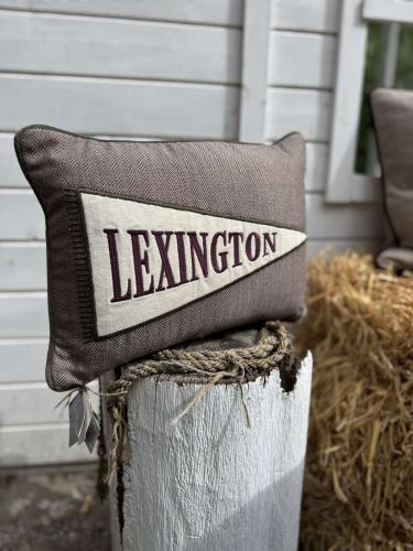 Preview: Lexington Kissenbezug Flag Logo Organic Cotton Tweet solo
