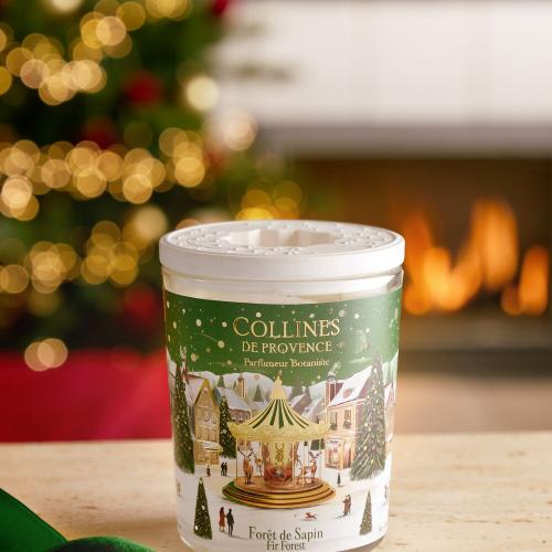 Preview: Weihnachtskerze Duft, Weihnachtsduftkerze, Duftkerze Holzdocht, Kerze mit Holzdocht, Kerze 180 g, Duftkerze Weihnachten, Nadelwald Duftkerze