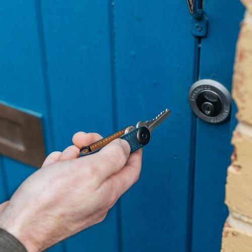 Orbitkey Schlüsselorganizer Leder blau Haustür