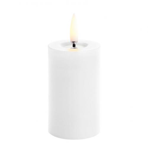 Uyuni LED melted pillar candle Nordic White