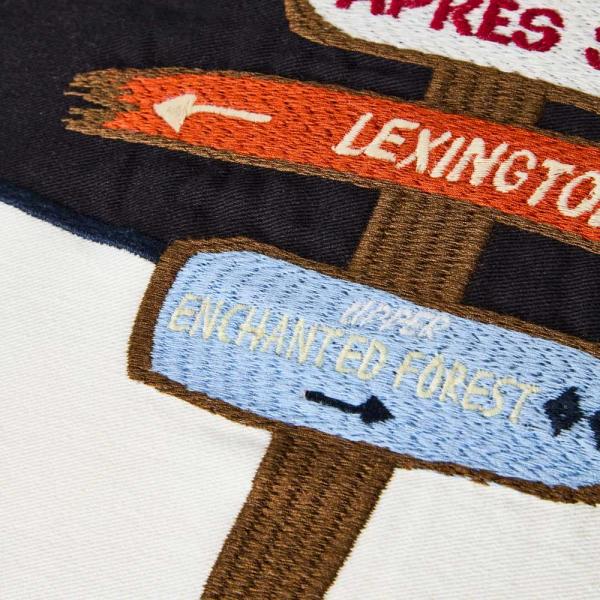 Lexington Kissenhülle, Lexington The Sign, Lexington Twill, Lexington Patch Kissen, Kissenhülle mit Patch, Patch Kissen, Twill Kissenbezug, Kissenhülle Bio-Baumwolle, Organic Cotton Kissen, Dekokissen, Sofakissen, Zierkissen,