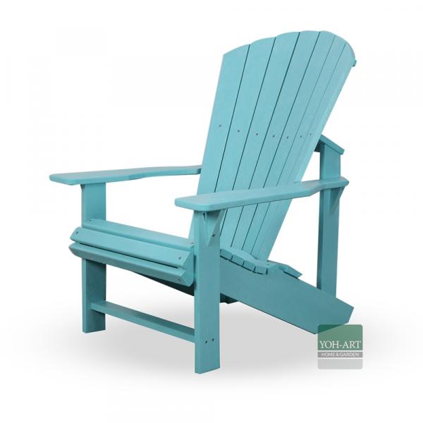 Adirondack Chair in Aqua aus bis zu 100 % recyceltem Kunststoff auf einer Holzterrasse