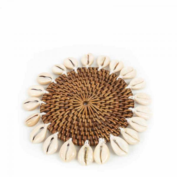 The Colonial Shell Placemat - Natural Brown - klein, schick, modern