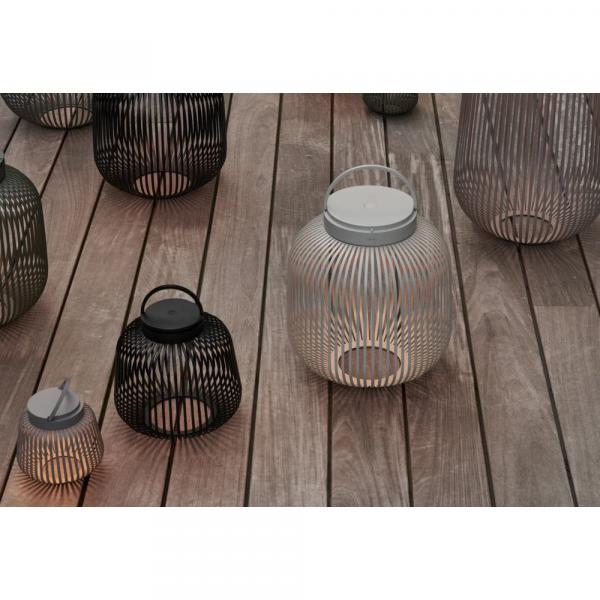 Kabellose blomus LITO LED-Lampe XS in Schwarz als stimmungsvolle Tischbeleuchtung