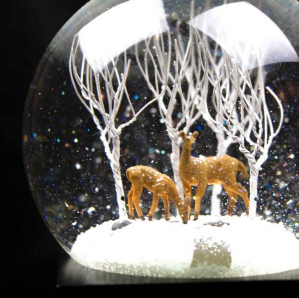 CoolSnowGlobes Schneekugel Deer in Woods, Mood, fein, Rehe