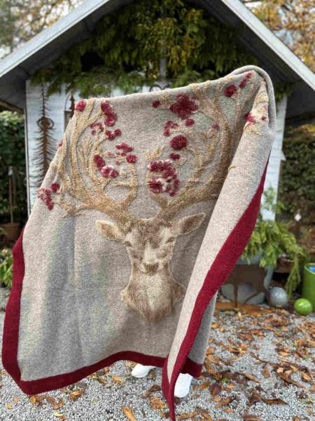 Frati HomeTextiles Happy Deer Decke Bordeaux