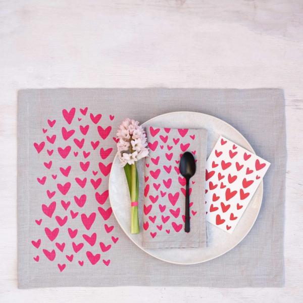 Frohstoff Textilmanufaktur Tischset Leinen grau Herz neonpink
