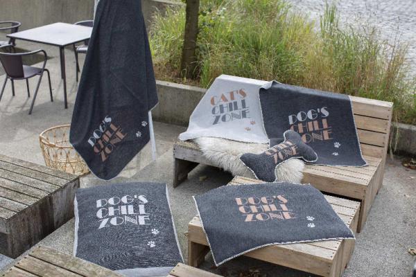 David Fussenegger Kissenhülle Nova Dogs Chillzone, Mood, schick