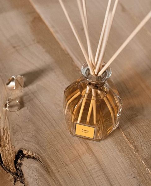 Collines de Provence Duftstäbchen 200ml Amber Vanille Collines de Provence Duftstäbchen 200ml Amber Vanille