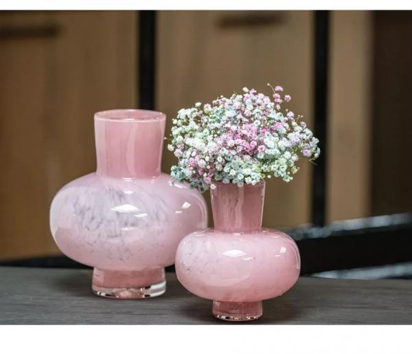 DutZ Vase Modest Rose H20 / D18 DutZ Vase Modest Rose H20 / D18