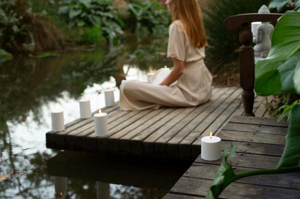Uyuni Outdoor LED Pillar Candle White 10,1 x 17,8 cm