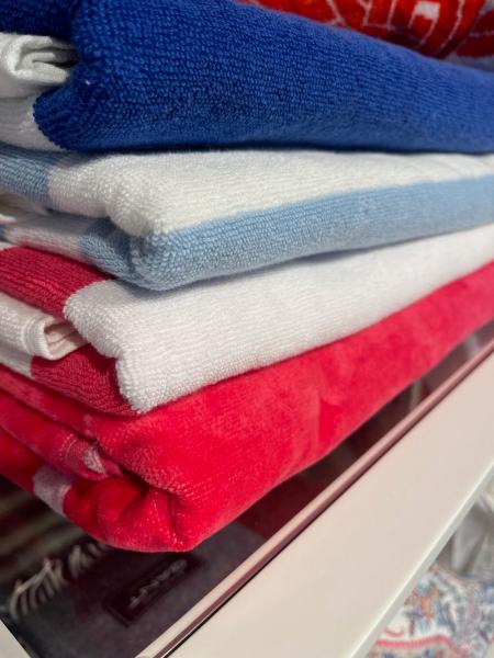 Gant Strandhandtuch Block Stripe Watermelon Red Gant Strandhandtuch Block Stripe Watermelon Red