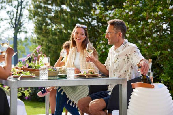 Kooduu Synergy 50 Stereo 2.0, Mood, Essen, Terrasse, Draußen