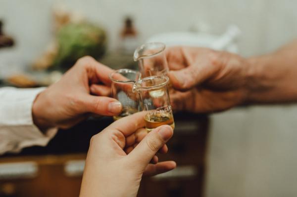 Dr. Jaglas - San Limello Zarte Zitrone Alkoholfrei 500 ml, Mood, Antoßen, Freude