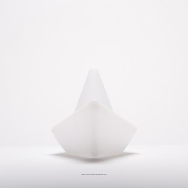 The BOAT Lamp, Front