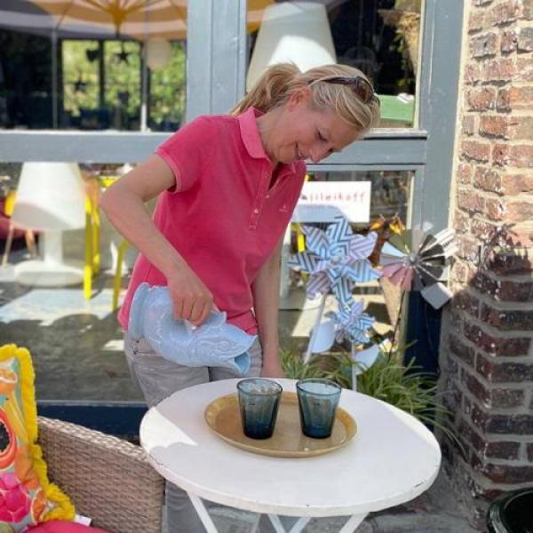 Guggle Jug Wasserkrug Grau L, Mood, Yvonne