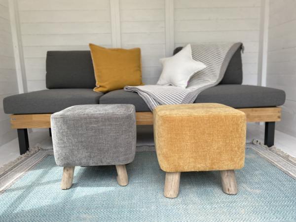 WMG Holz-Hocker Harry mit Stoff Boston / Natur cement