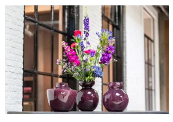 DutZ Vase Zlatko Plum DutZ Vase Zlatko Plum